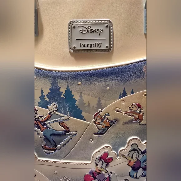**NEW** Loungefly Disney Mickey & Friends Winter Convert BP/Shoulder/Tote Bag - Picture 2 of 9